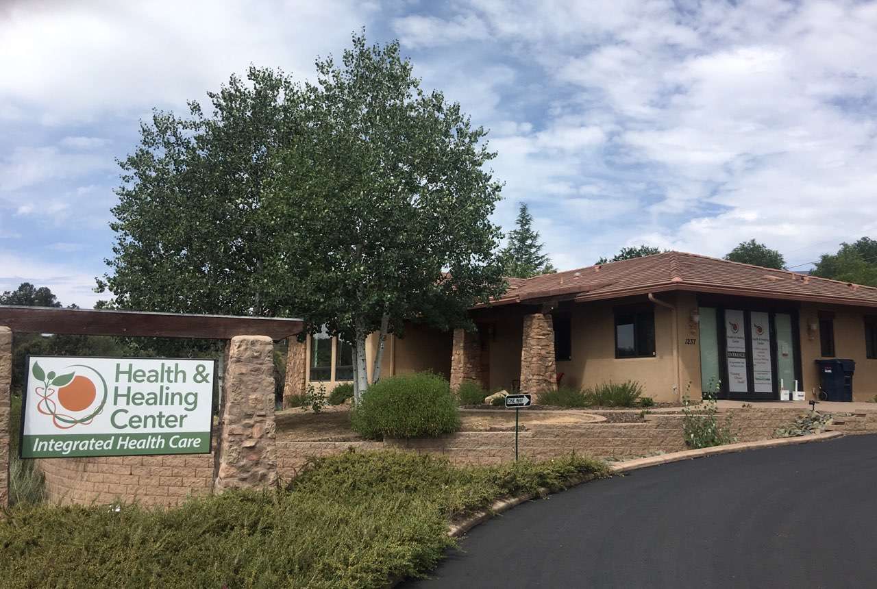 1237 N Rhinestone Drive